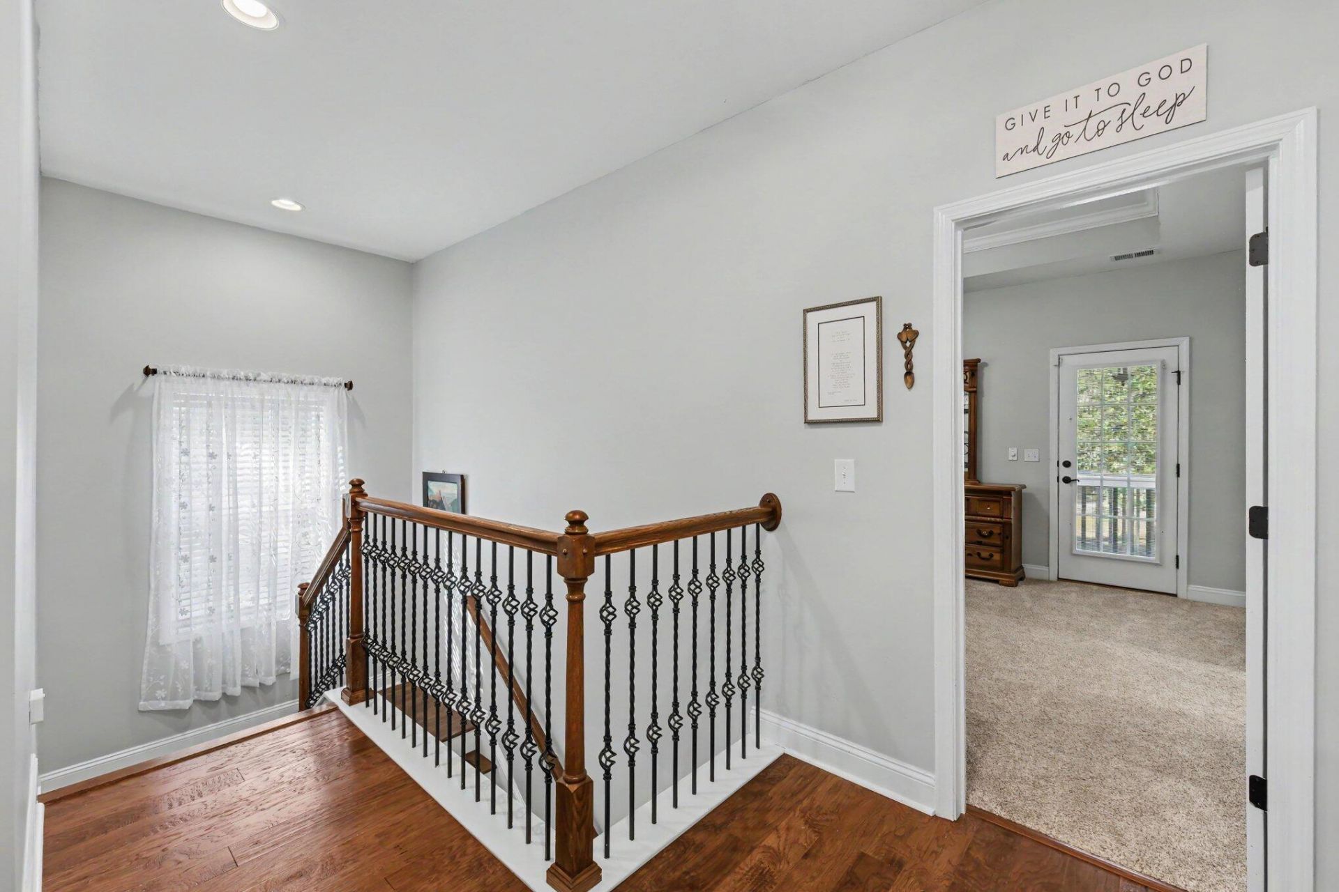 305 Hundred Oaks Parkway Photo 28
