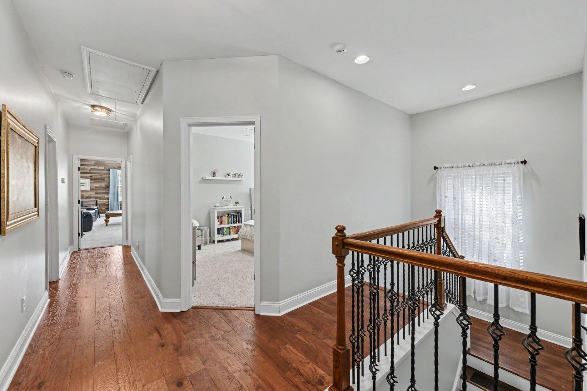 305 Hundred Oaks Parkway Photo 29