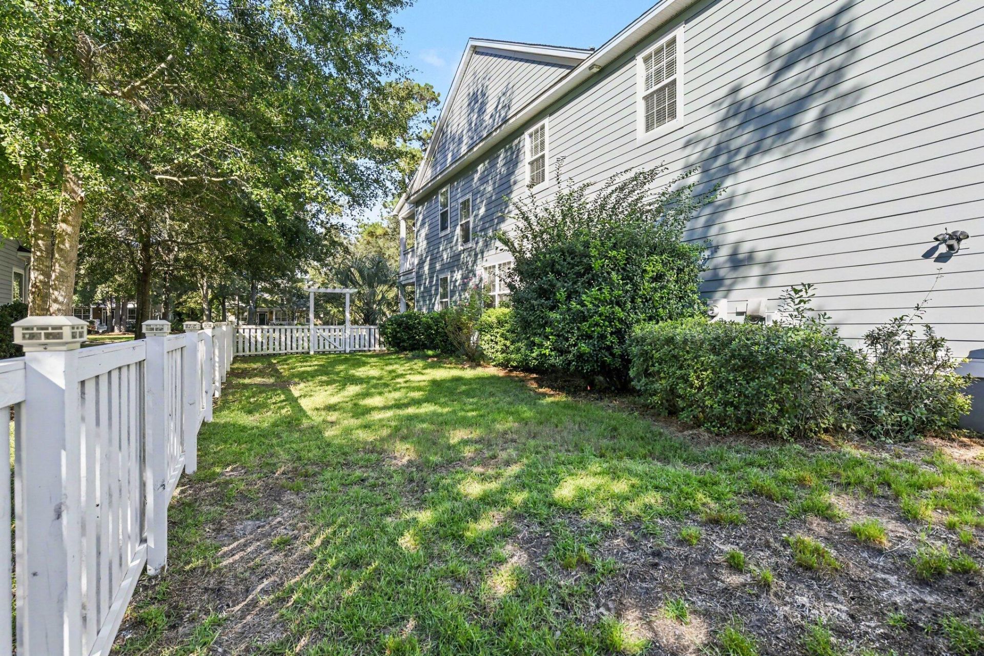 305 Hundred Oaks Parkway Photo 37