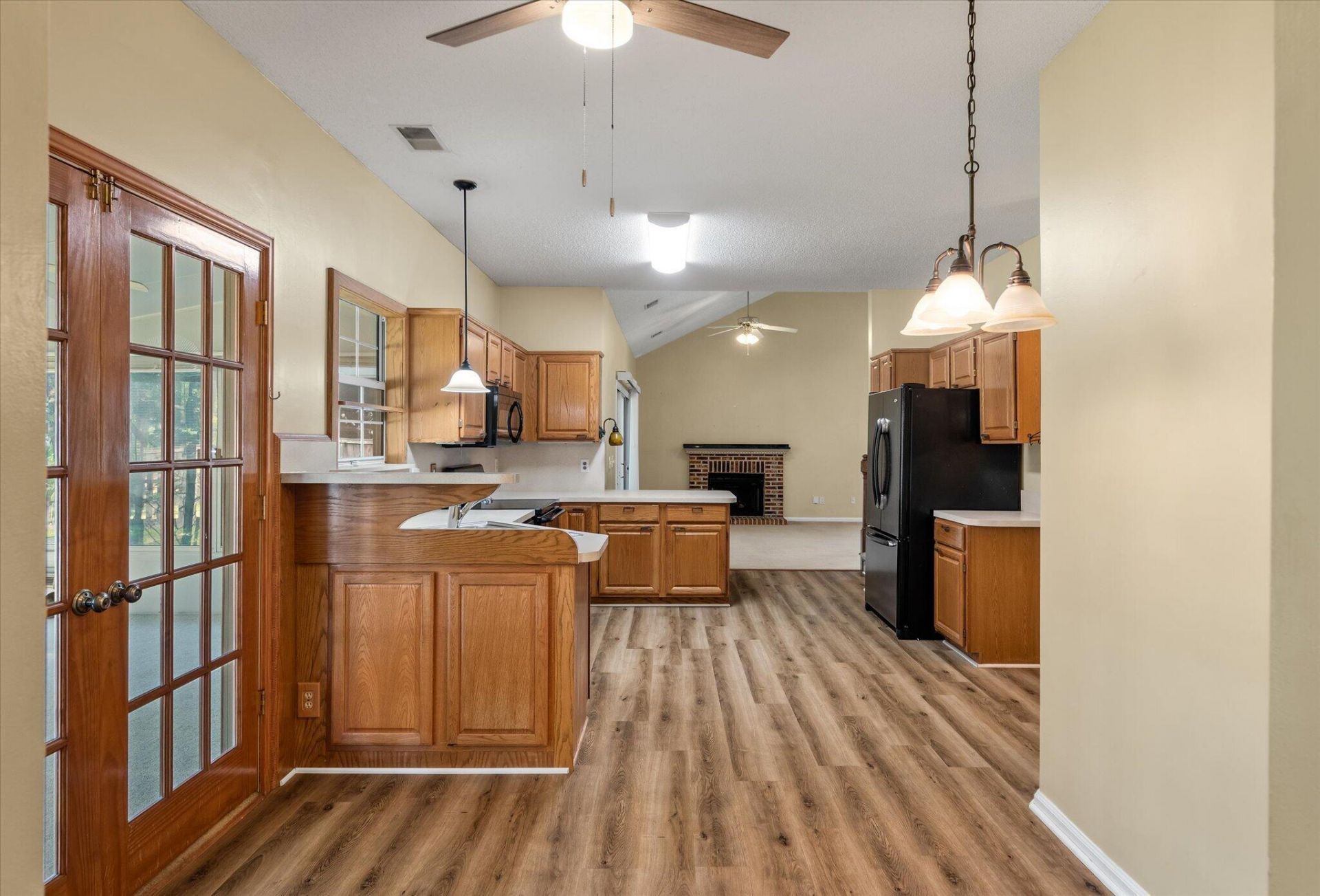 3305 Heathland Way Photo 7