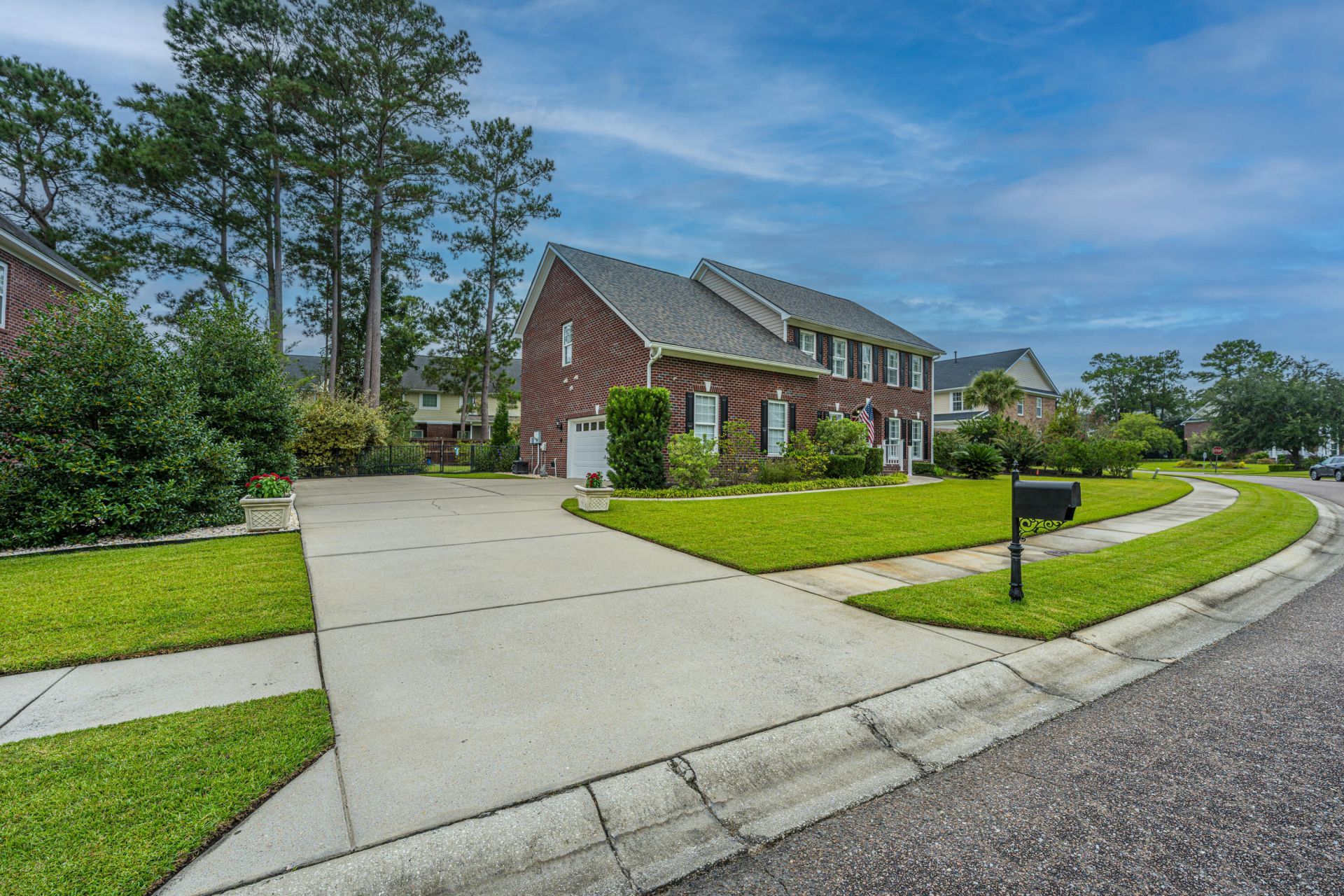 4002 Hunley Place Photo 5