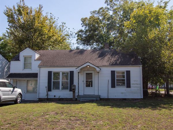 2201 Fredonia Street , Muskogee, OK 74403