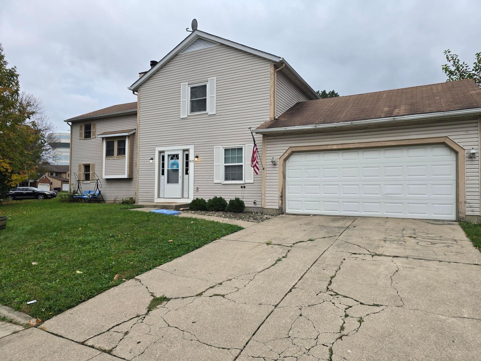 1678 1680 Watertower Drive, Columbus, OH 43235 Main Photo