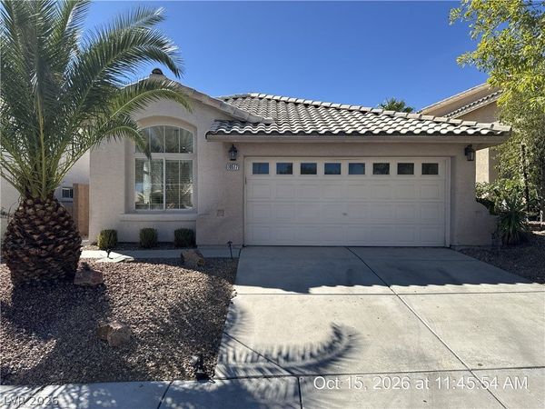 10517 Beachwalk Place, Las Vegas, NV 89144