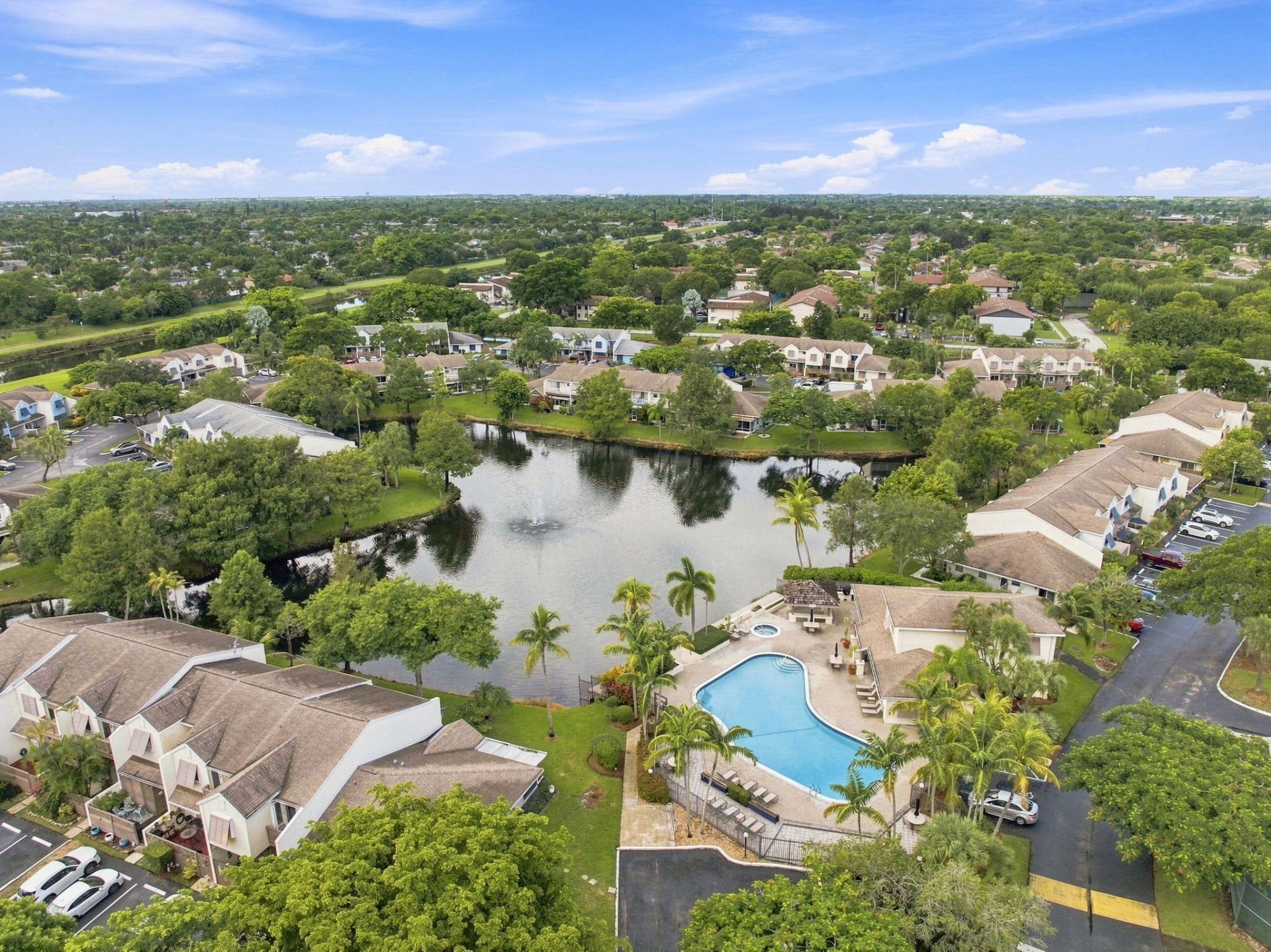 251 W Hemingway Circle, Unit 251, Margate, FL 33063 Photo