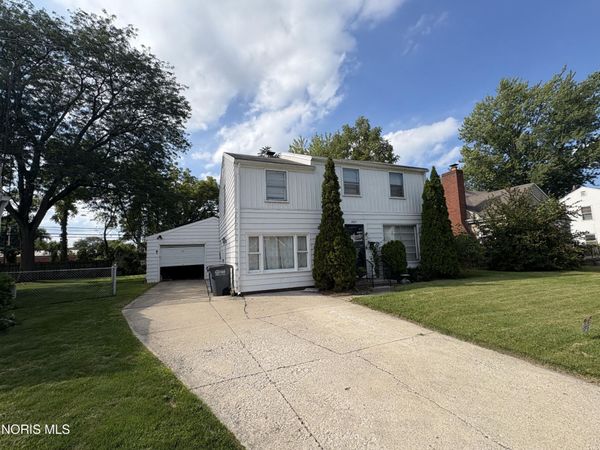 2821 Latonia Boulevard , Toledo, OH 43606