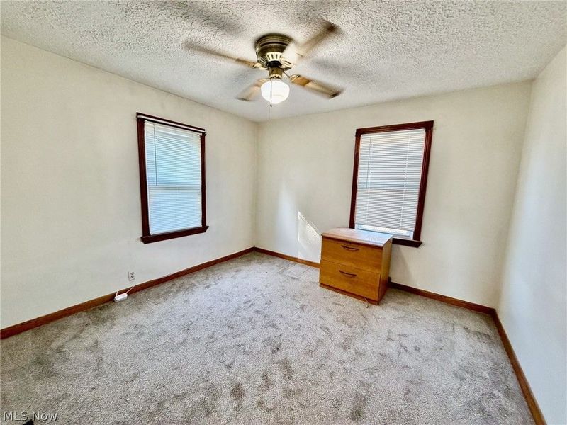 1516 Milford Street NE, Canton, OH 44714 Photo 10