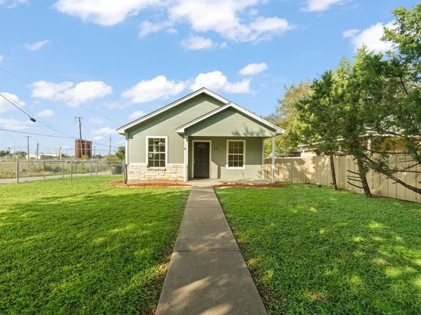 801 Trinity Street, Cleburne, TX 76031