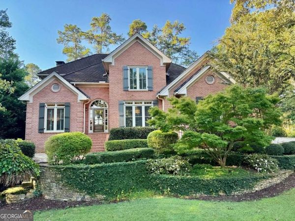 1450 Lakemist Court, Roswell, GA 30075