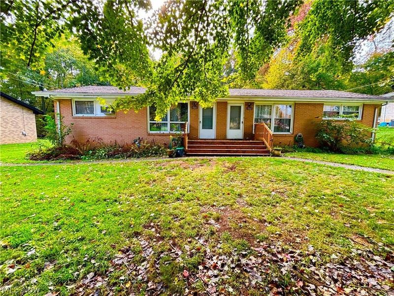 7600 Peyton Street NW, Massillon, OH 44646 Photo 2