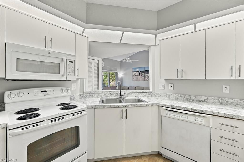 1566 Trafalgar Ln , Unit A, Naples, FL 34116 Photo