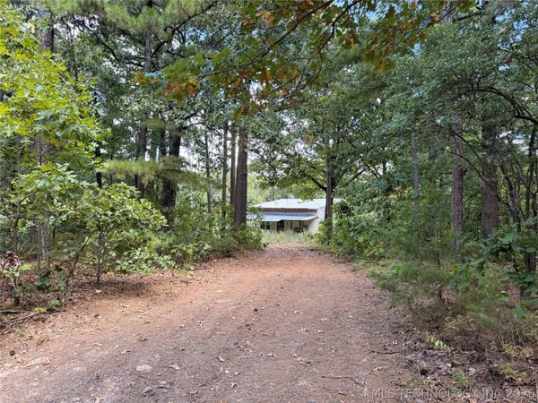 16508 Round Mtn , Howe, OK 74940