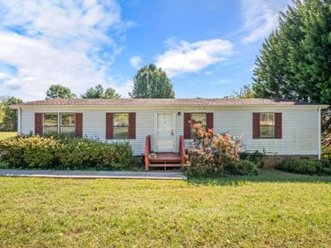 6985 Village Highway, Lynchburg, VA 24504