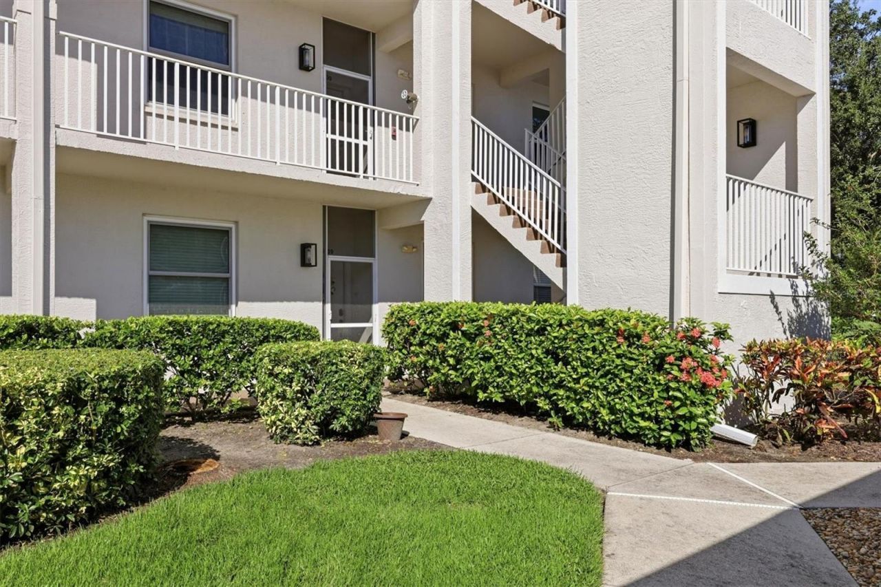 8750 Olde Hickory Avenue, Unit 9209, Sarasota, FL 34238 Photo