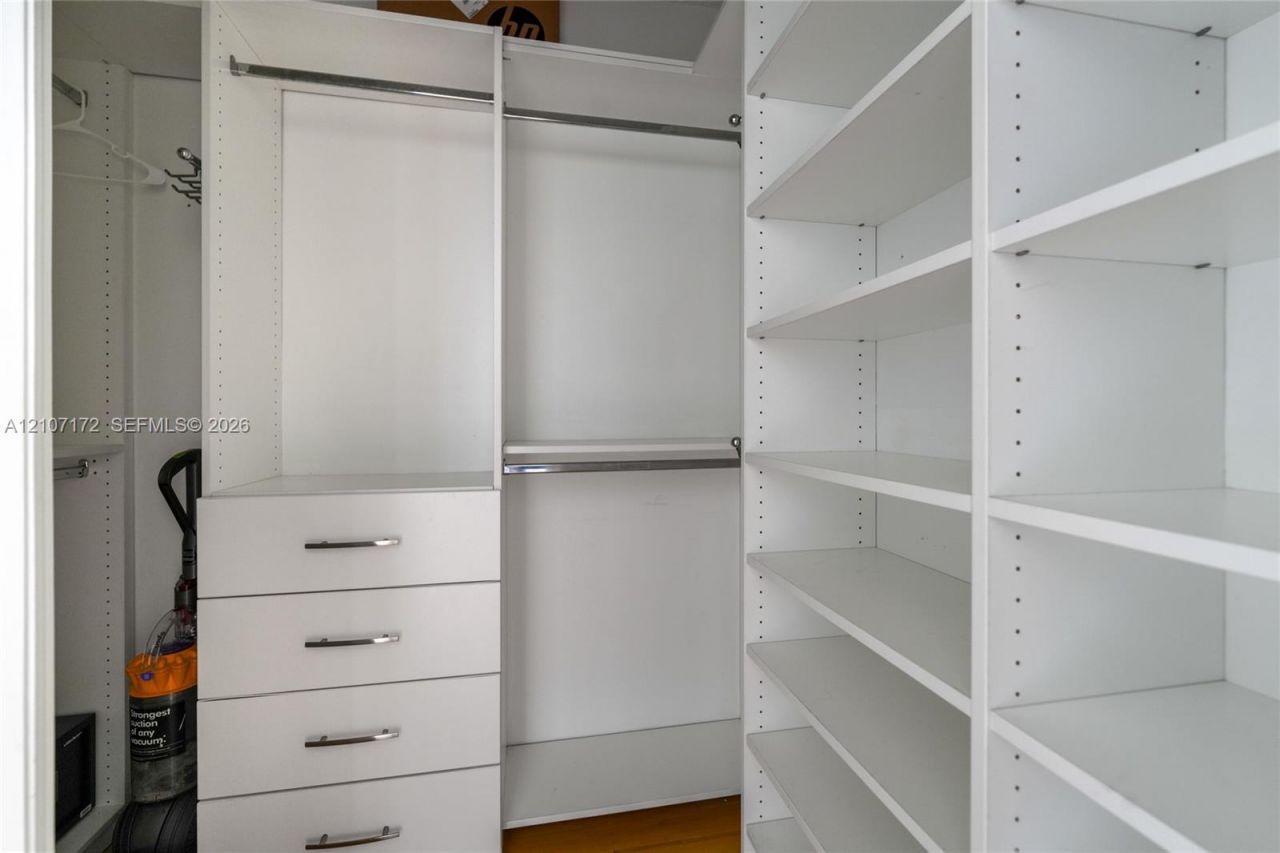 1330 West Ave , Unit 909, Miami Beach, FL 33139 Photo