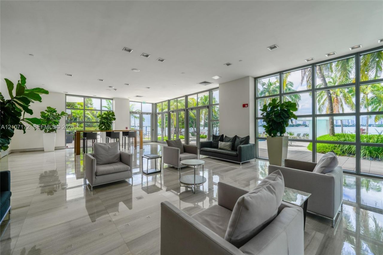1330 West Ave , Unit 909, Miami Beach, FL 33139 Photo