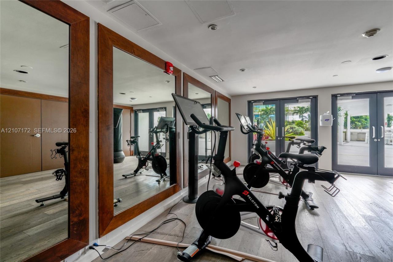 1330 West Ave , Unit 909, Miami Beach, FL 33139 Photo