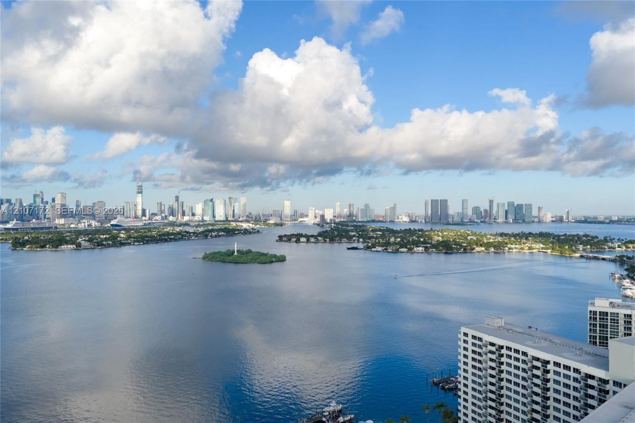 1330 West Ave , Unit 909, Miami Beach, FL 33139 Photo