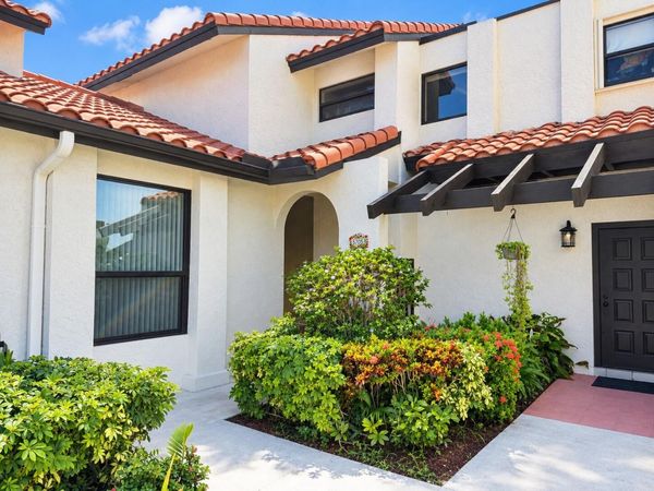 5706 FOX HOLLOW Drive, Unit B, Boca Raton, FL 33486