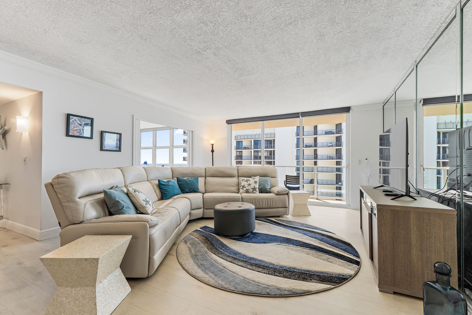 5440 N Ocean Drive, Unit PH205, Singer Island, FL 33404 Photo