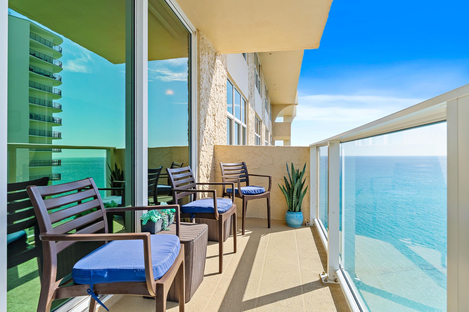 5440 N Ocean Drive, Unit PH205, Singer Island, FL 33404 Photo