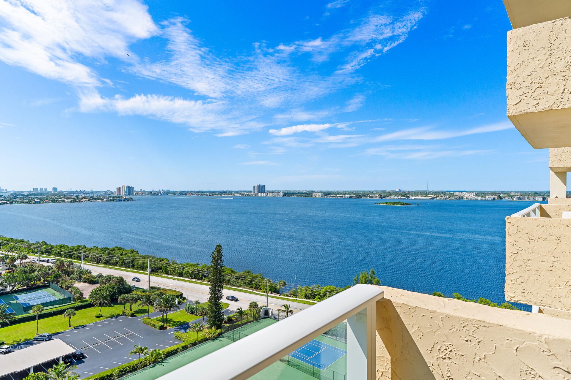 5440 N Ocean Drive, Unit PH205, Singer Island, FL 33404 Photo