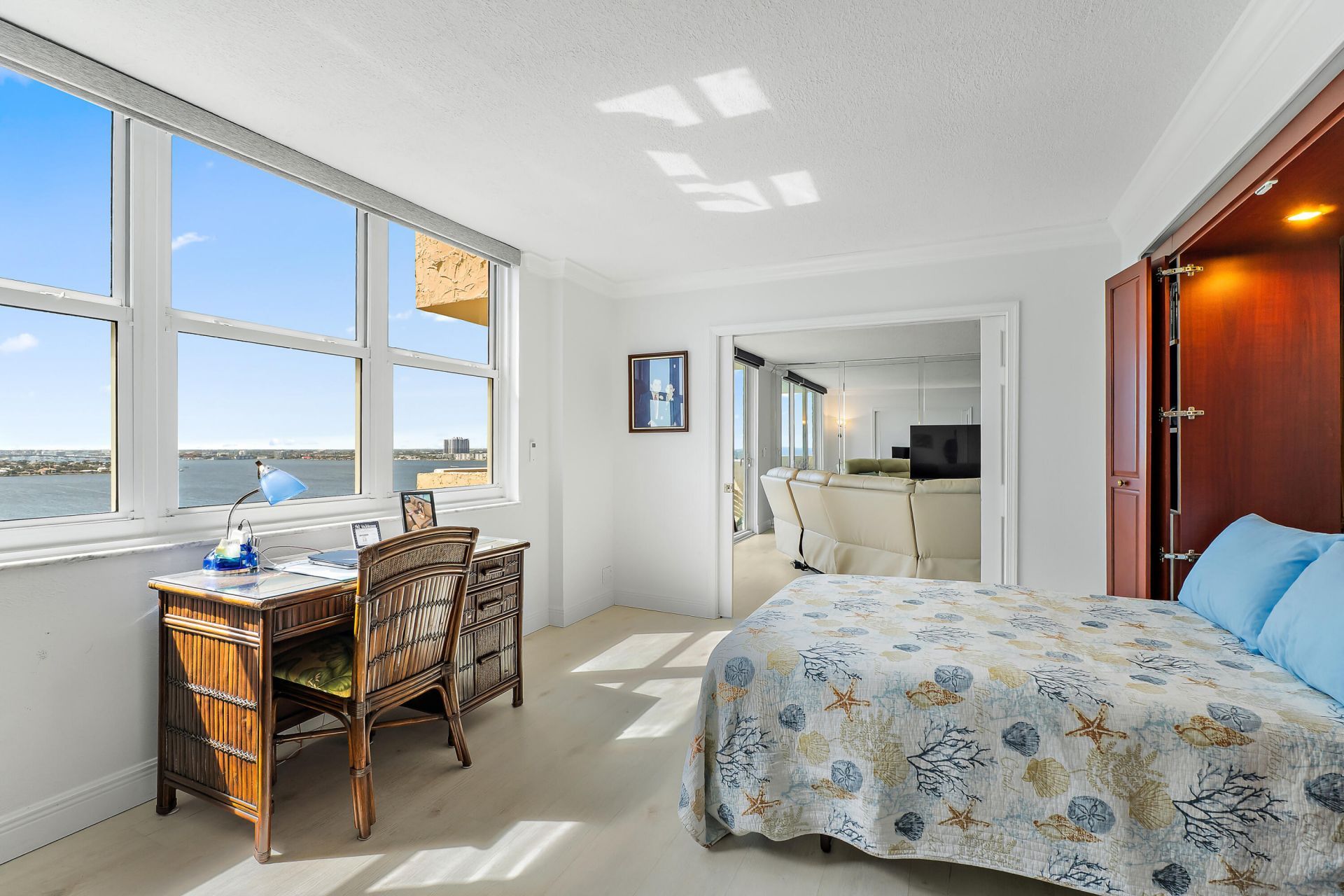 5440 N Ocean Drive, Unit PH205, Singer Island, FL 33404 Photo