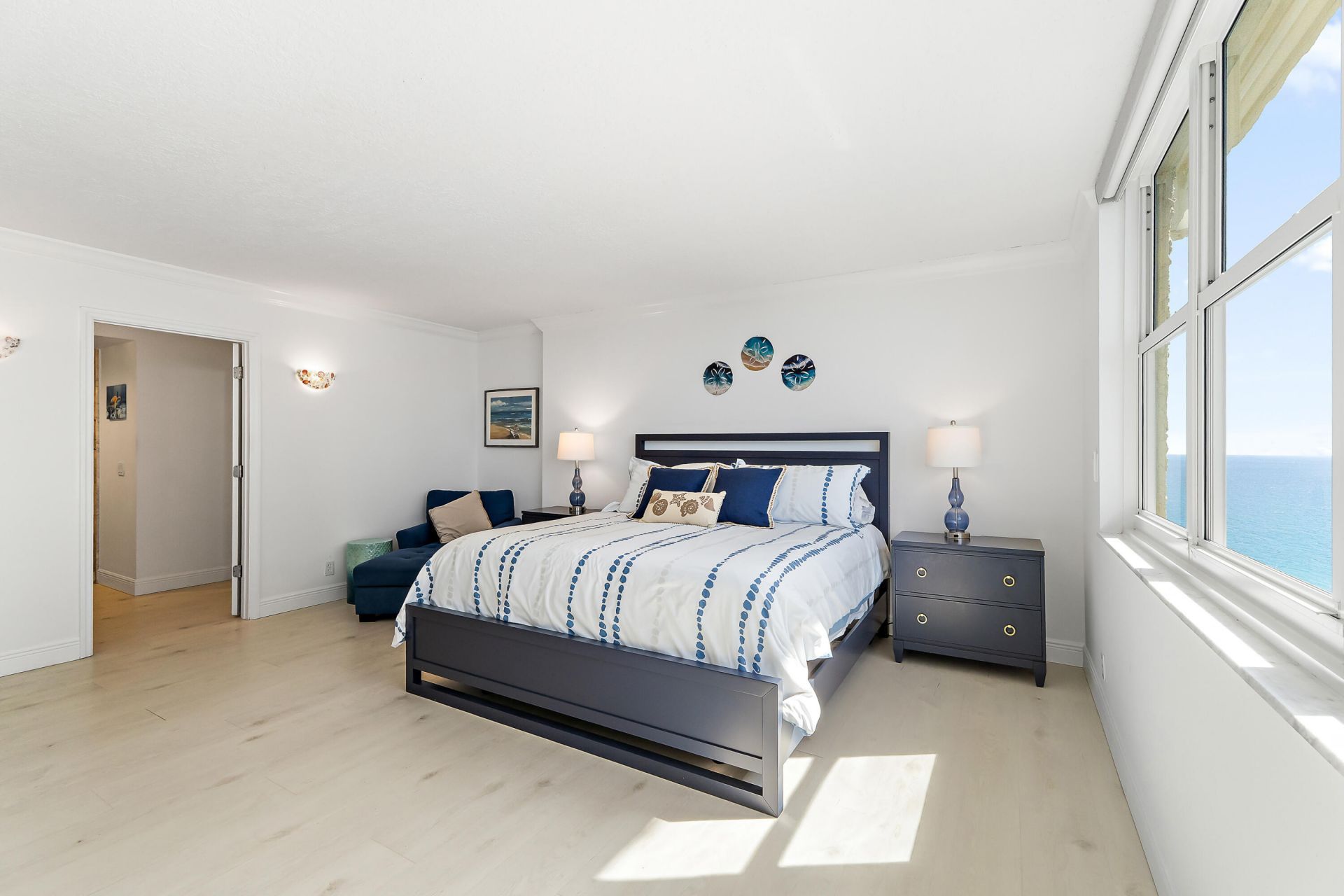 5440 N Ocean Drive, Unit PH205, Singer Island, FL 33404 Photo