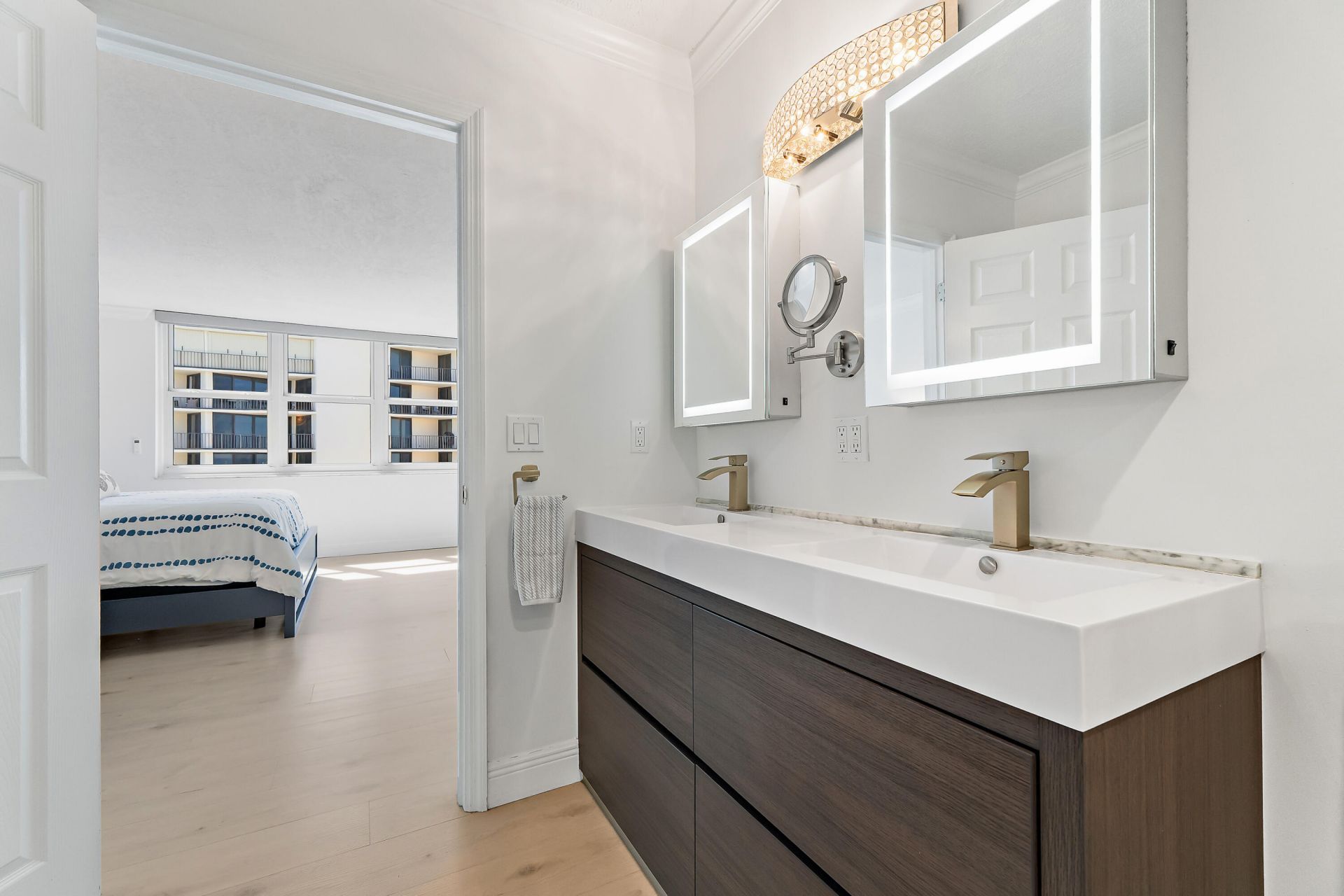 5440 N Ocean Drive, Unit PH205, Singer Island, FL 33404 Photo
