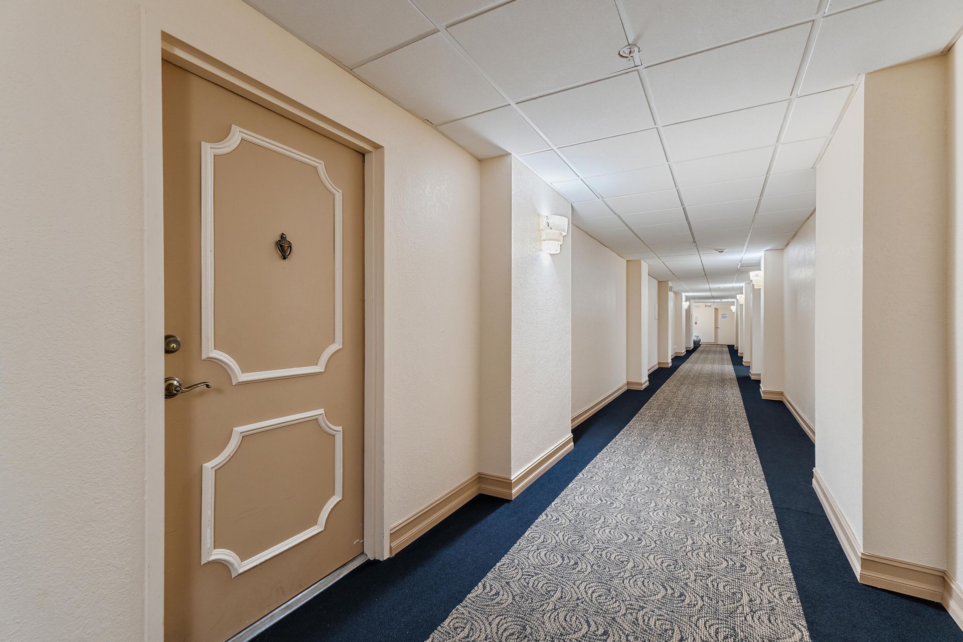 5440 N Ocean Drive, Unit PH205, Singer Island, FL 33404 Photo