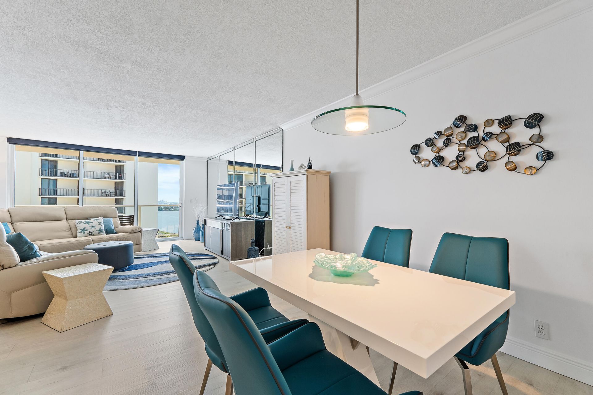 5440 N Ocean Drive, Unit PH205, Singer Island, FL 33404 Photo
