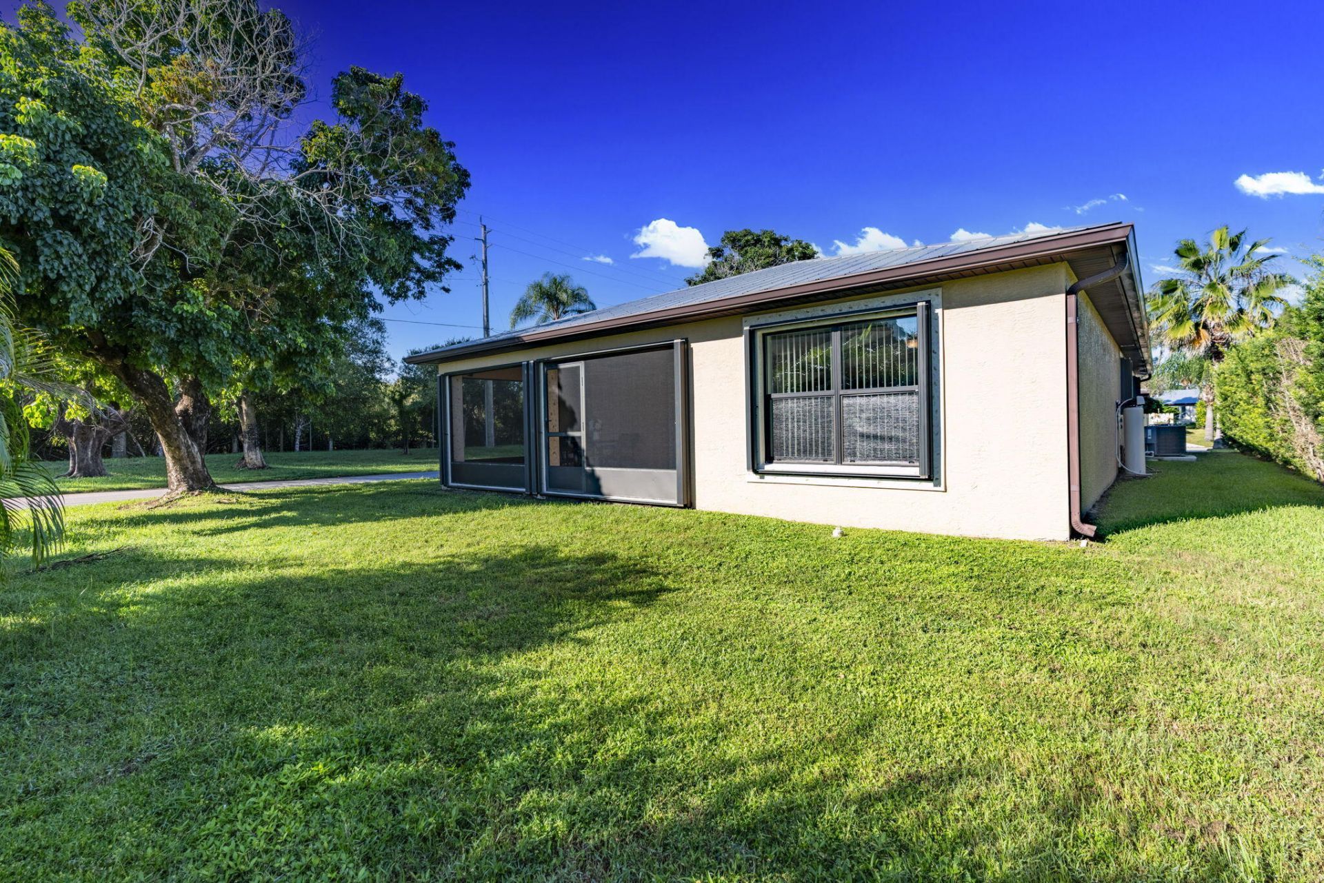 2 S Granada Lane, Port Saint Lucie, FL 34952 Photo