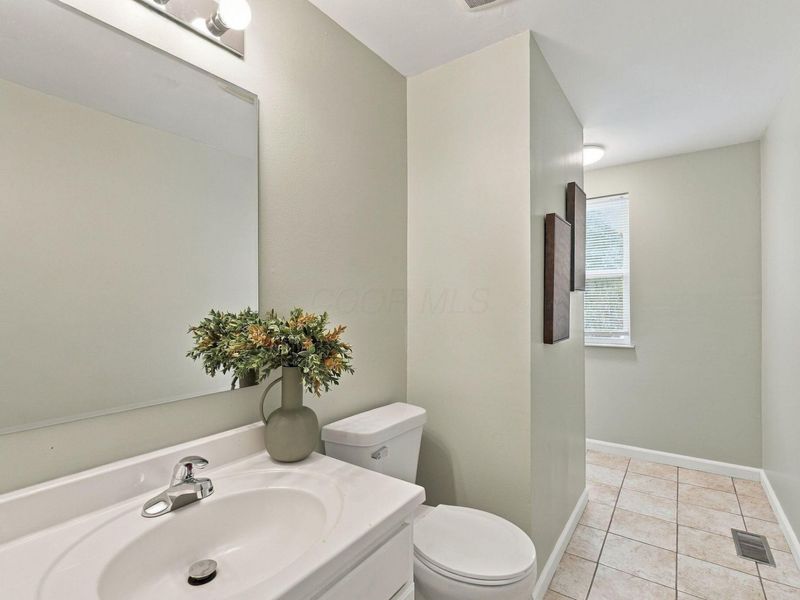 644 Dovalon Place , Galloway, OH 43119 Photo 33