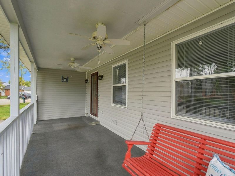 644 Dovalon Place , Galloway, OH 43119 Photo 5