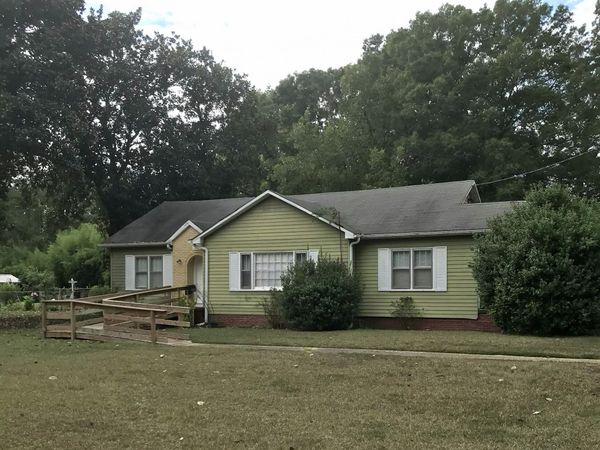 174 Mallory Drive, Lagrange, GA 30241