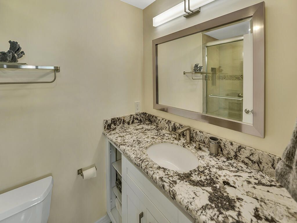9812 Leeward Avenue, Unit 30' Boat S, Key Largo, FL 33037 Photo