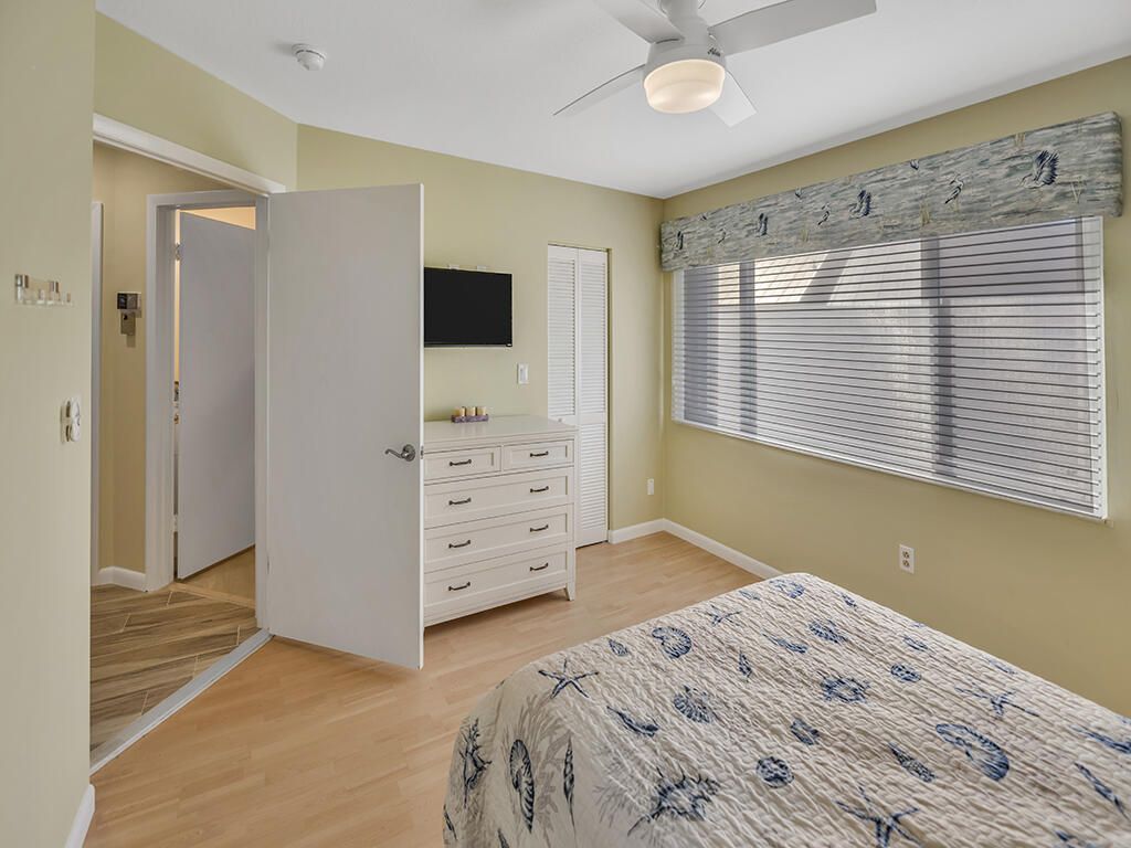 9812 Leeward Avenue, Unit 30' Boat S, Key Largo, FL 33037 Photo