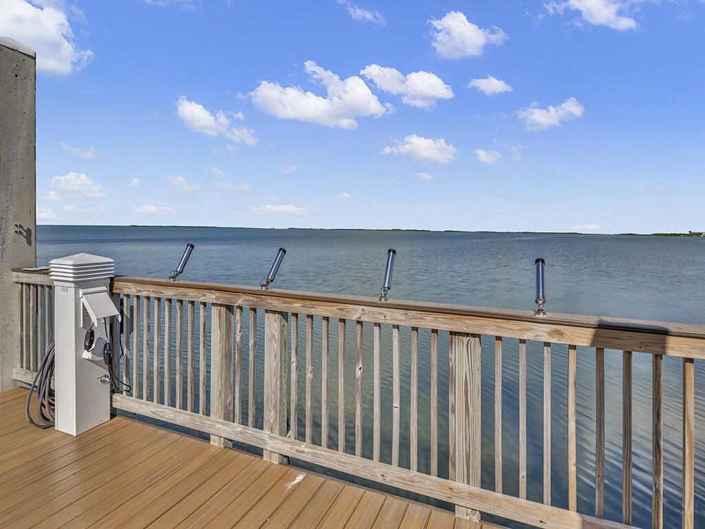 9812 Leeward Avenue, Unit 30' Boat S, Key Largo, FL 33037 Photo