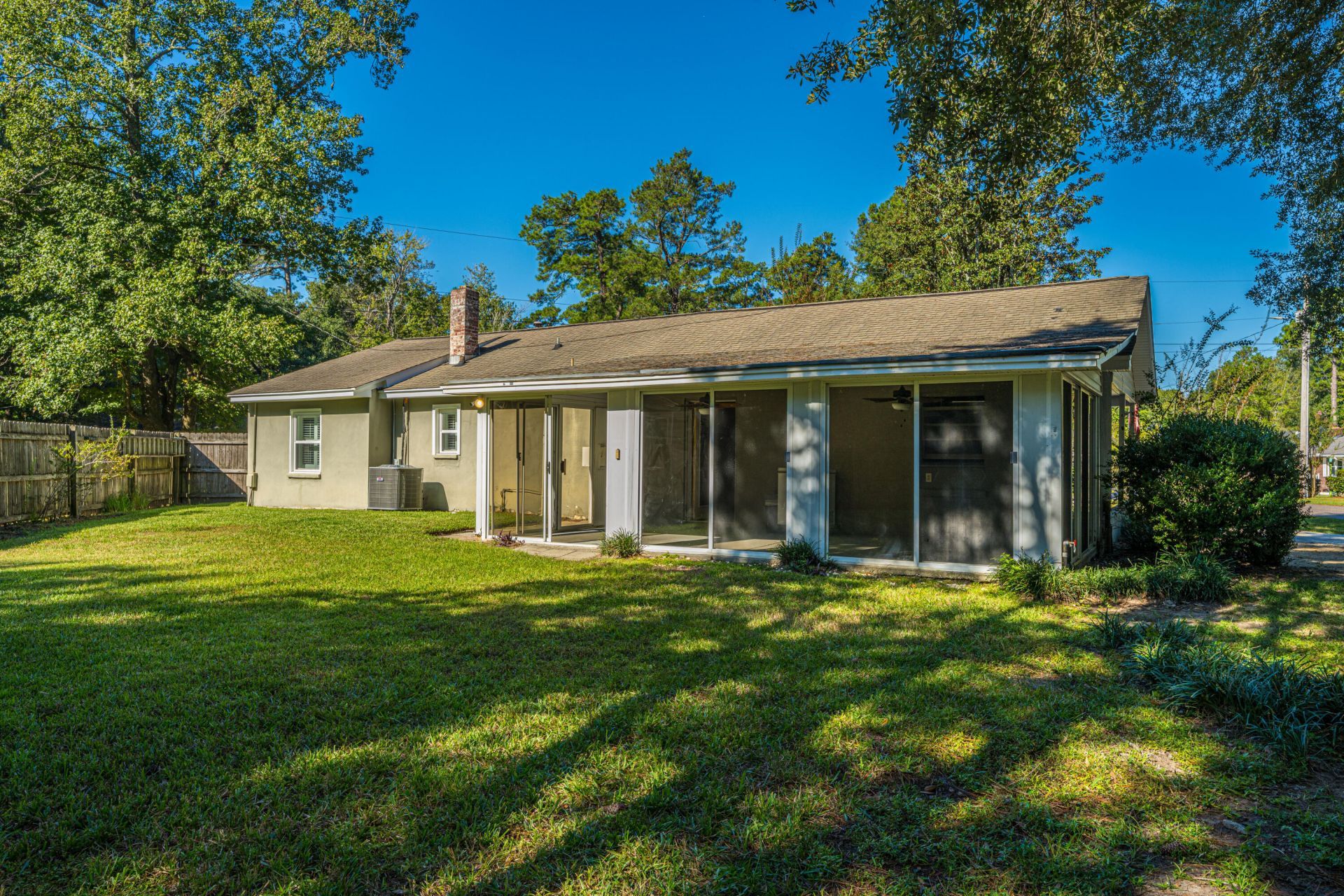 118 Mary Street Photo 34