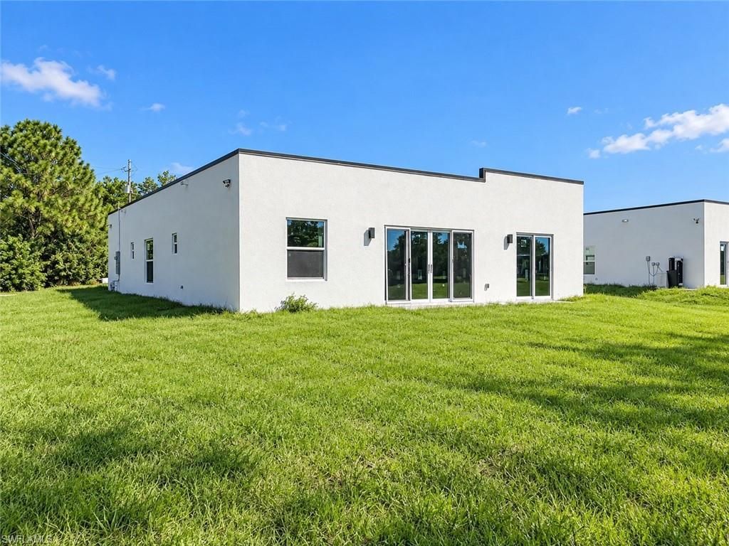 2905 43rd St W, Lehigh Acres, FL 33971 Photo
