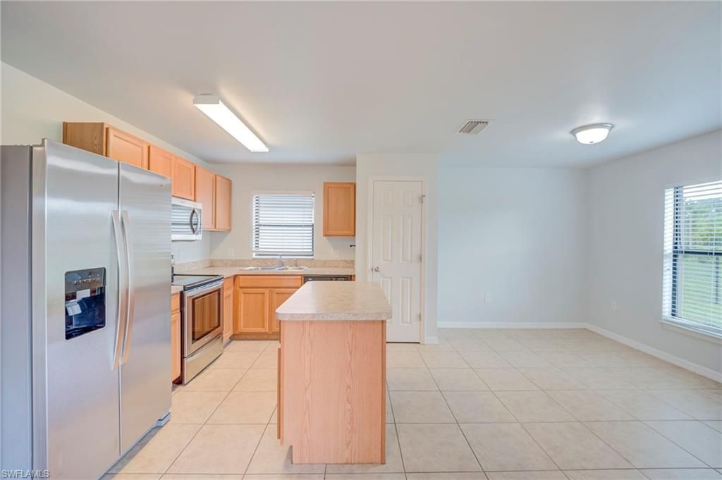 313 Shadow Lakes Dr , Lehigh Acres, FL 33974 Photo