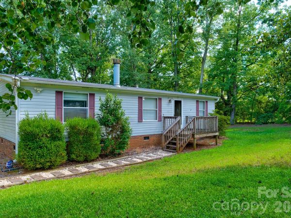 226 Whitesides Road, Bessemer City, NC 28016