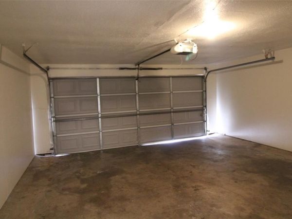 121 Stonewood Drive, Noble, OK 73068