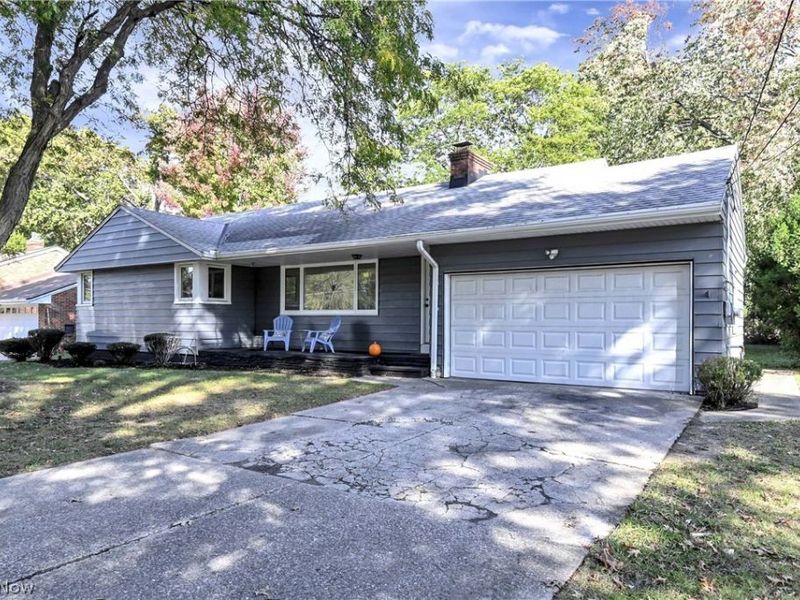 4701 Dover Center Road, North Olmsted, OH 44070 Photo 3