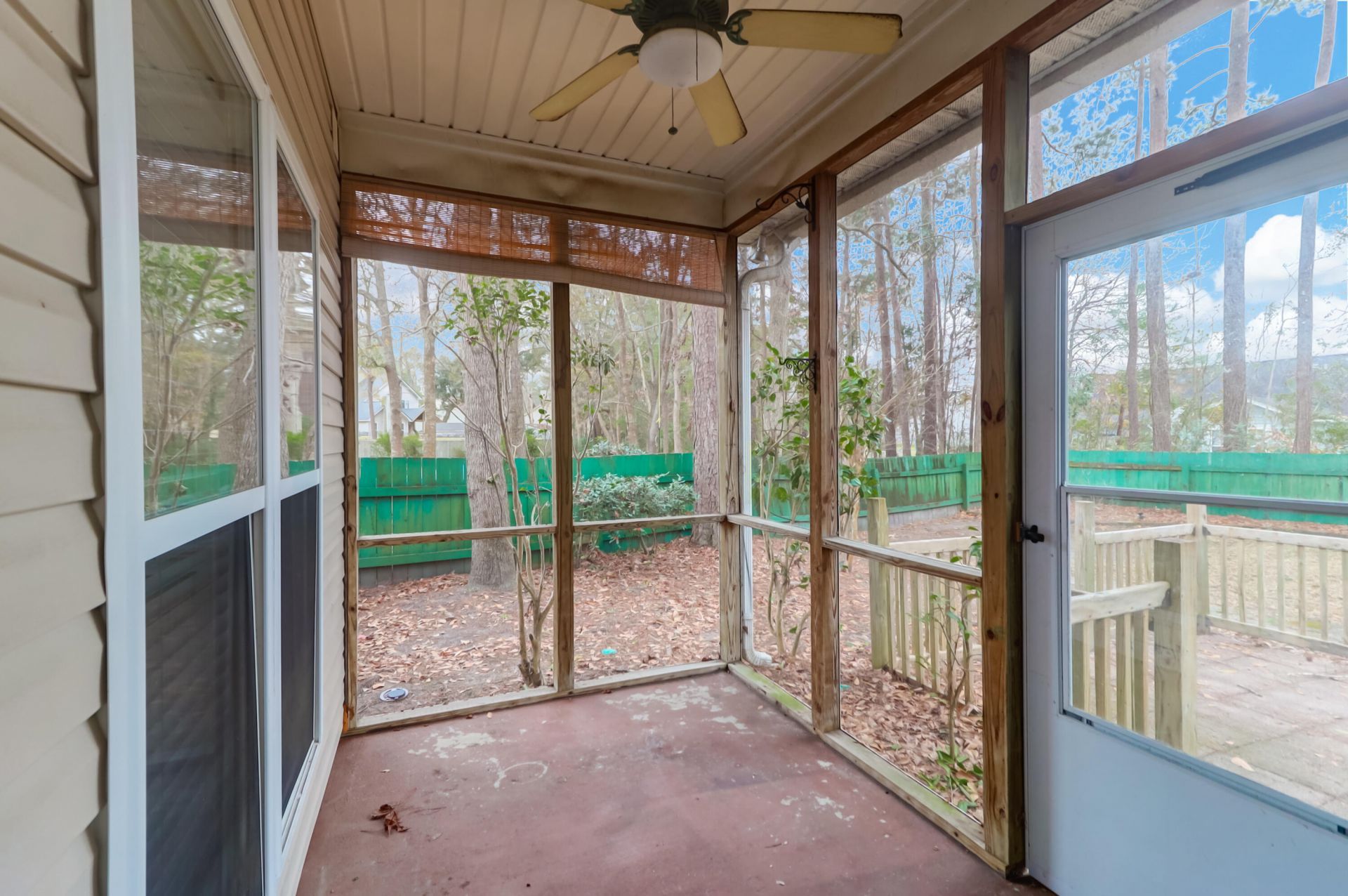 7896 Sabalridge Drive Photo 16