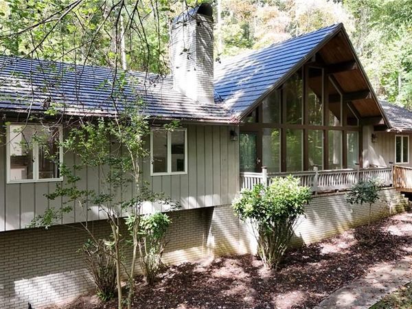 717 Greenhill Road , Mount Airy, NC 27030