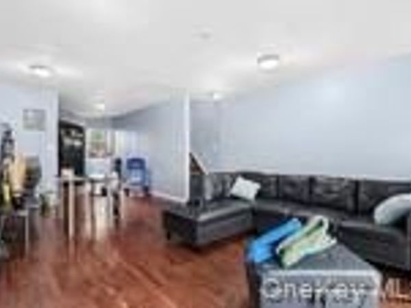 28 Saint Andrews Pl. Saint Andrews Pl , Unit 3, Brooklyn, NY 11216