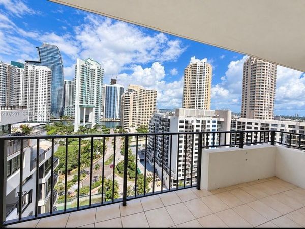 520 Brickell Key Dr , Unit A2012, Miami, FL 33131