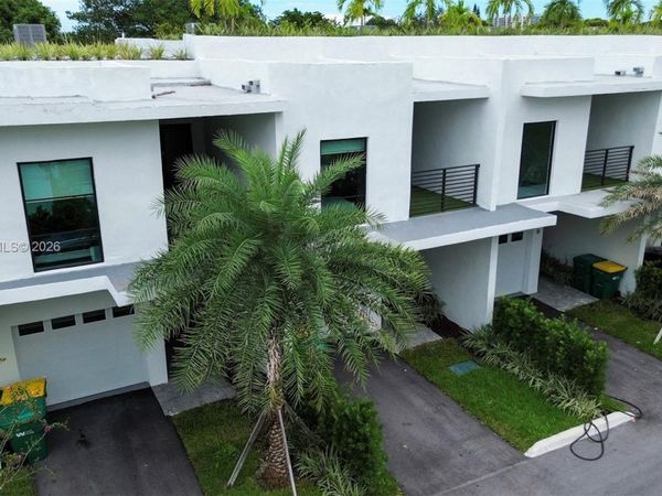 2526 Pierce St , Unit 8, Hollywood, FL 33020