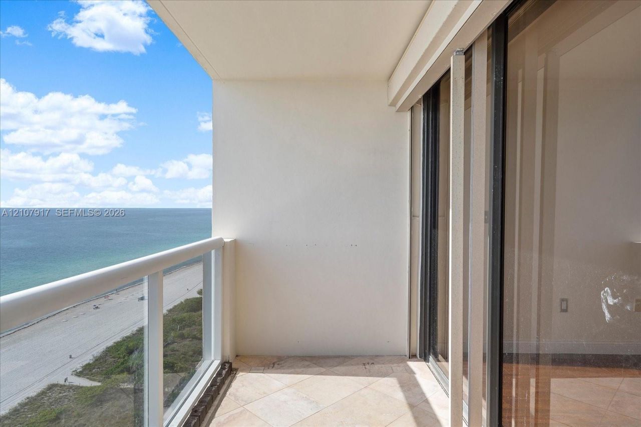 5757 Collins Ave, Unit 2106, Miami Beach, FL 33140 Photo